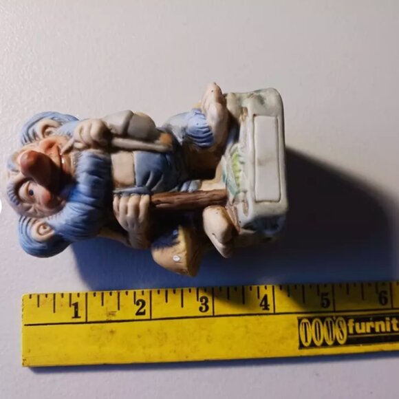 Vintage 1970s Garden Gnome Old Elf Pixie Ceramic Mold Cast Figure 4" Statue - Picture 10 of 10